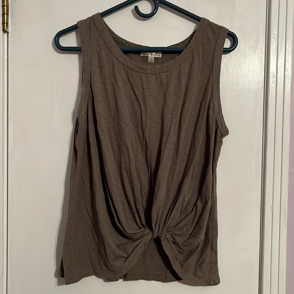 Mine Britton XL Tee